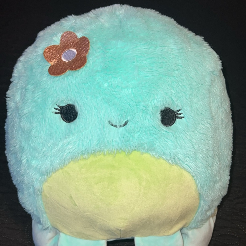 Squishmallows Ophelia The Octopus 12" Fuzzamallow Plush, FLOWER Green Belly RARE - Picture 10 of 14